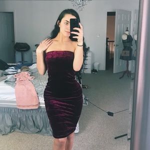 burgundy velvet dress